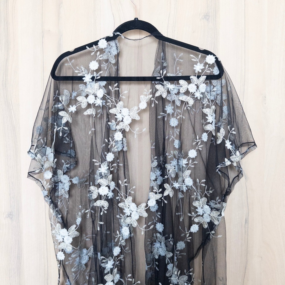 Women Embroidered Sheer Kimono Duster OS Black Floral Mesh Fringe Boho Festival - Picture 6 of 7